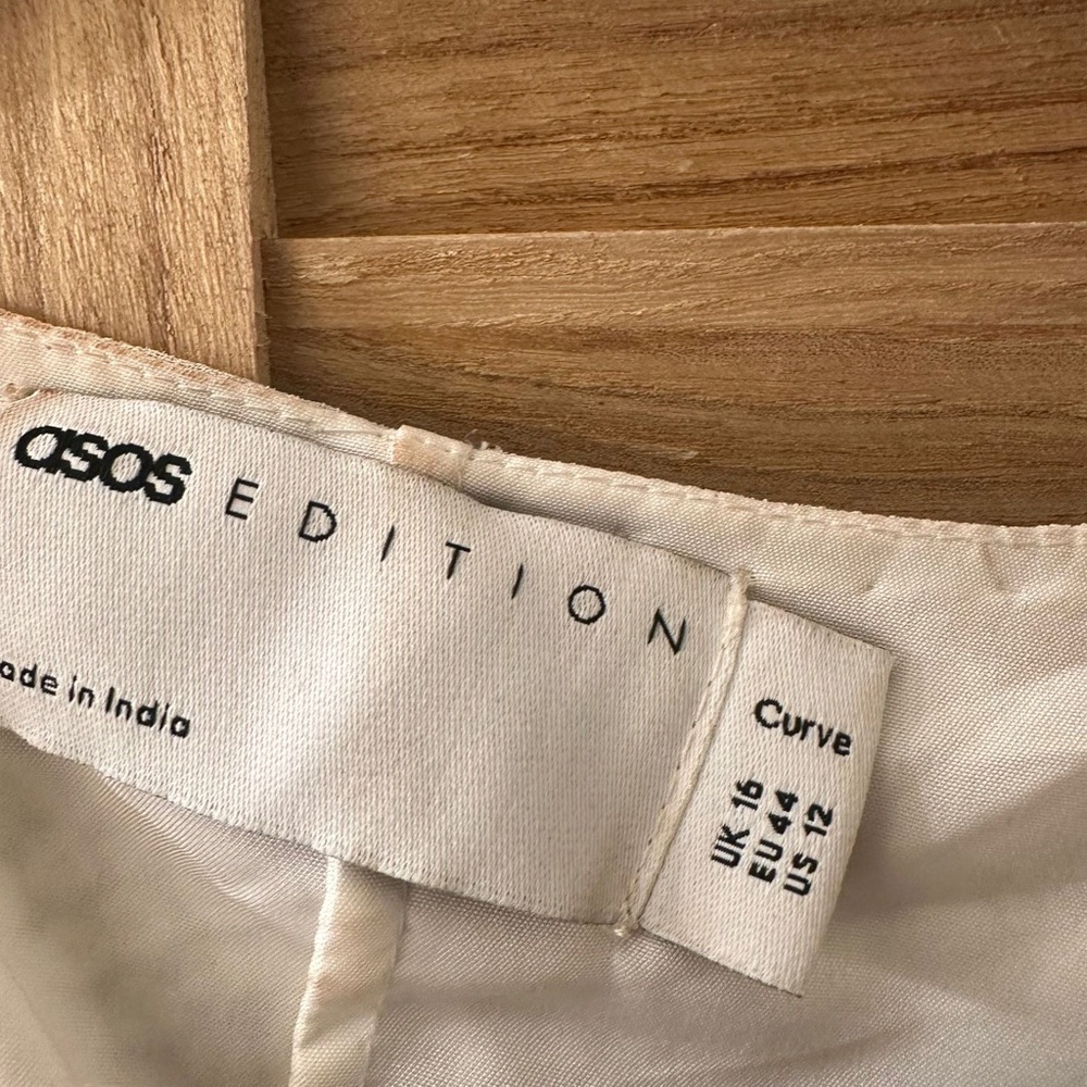 ASOS EDITION floral sequin wrap mini dress in white and silver size 12 - Picture 9 of 10